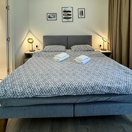 Waterfront - Na Vodi - Metropolitan Luxury