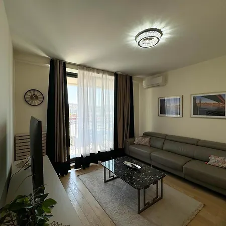 Waterfront - Na Vodi - Metropolitan Luxury Apartamento Belgrado